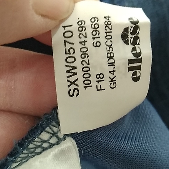 Ellesse Zip Up Jacket Like New Womens Small/Boys Large (X-51 CRATE) - Picture 12 of 13